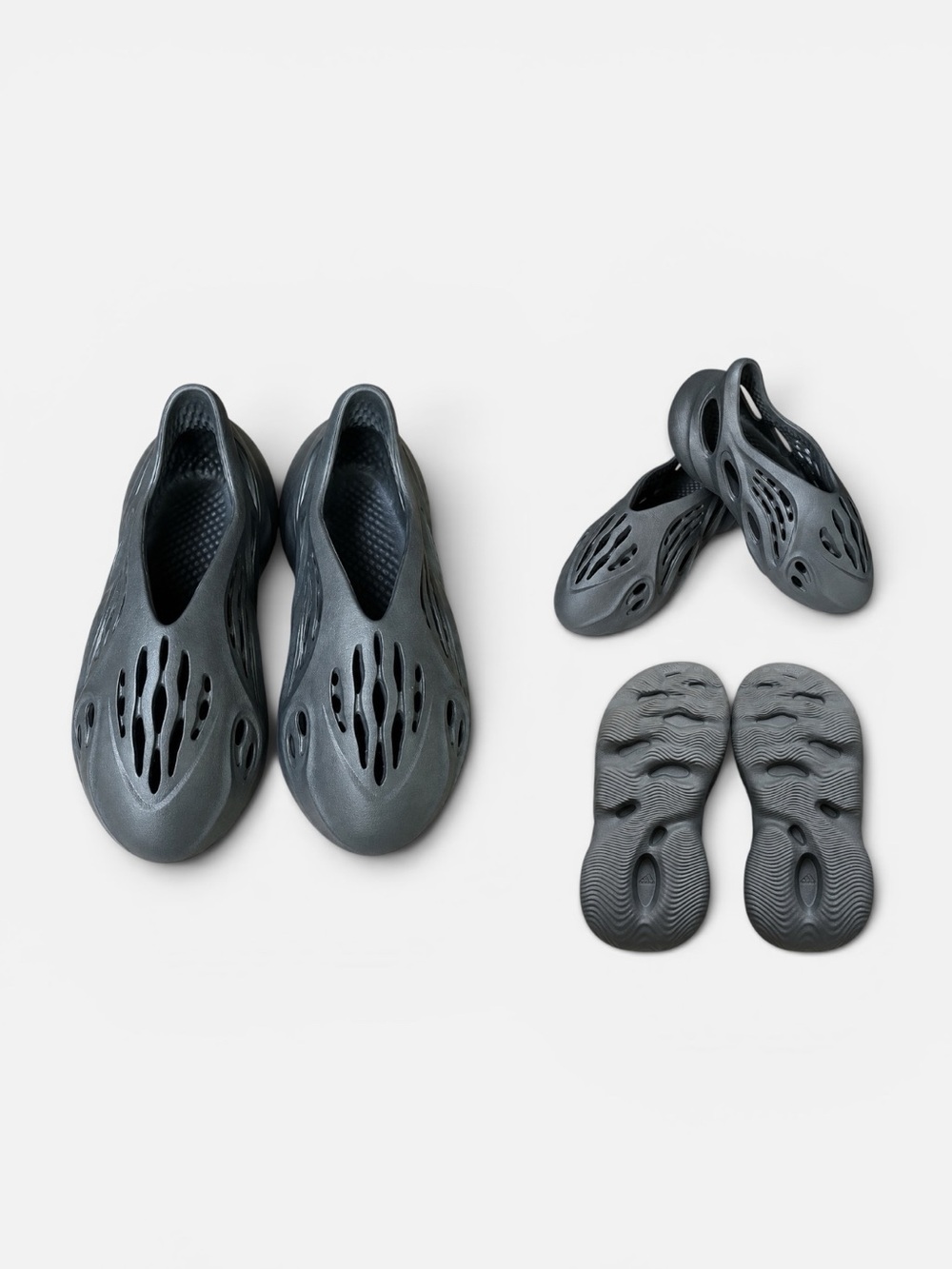 ADIDAS YEEZY Foam Runner Slip-On Shoes in Onyx / Charcoal Men’s 7